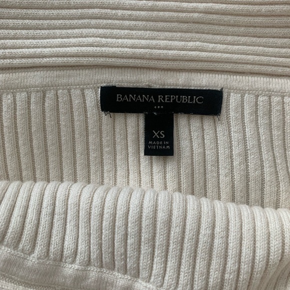 Off-Shoulder Ribbed Knit set - Picture 7 of 8